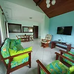 3 Quartos - Piscina Perto Da Praia